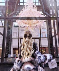 Camelia Roma, Stile Blair Waldorf, Luxury Lifestyle Couple, Luxury Lifestyle Girly, Luxury Lifestyle Fashion, Luxury Lifestyle Women, Rich Girl Aesthetic, Rich Girl Lifestyle, Luxury Girl