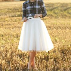 Z-150-12 White Flared Mini Skirt For Fall, White Knee-length Skirt For Fall, White Full Skirt For Fall, Fitted Casual Tulle Skirt, White Tulle Relaxed Skirt, White Relaxed Tulle Skirt, White Tulle Skirt With Relaxed Fit, Relaxed Tulle Skirt For Fall, Relaxed Fall Tulle Skirt