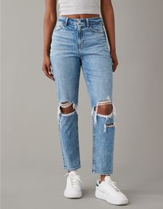 AE Strigid Ripped Mom Jean Ripped Jeans American Eagle, Minion Costume, Mom Jean Fits, American Eagle Mom Jeans, Rip Mom, Ripped Mom Jeans, Sophomore Year, High Waisted Mom Jeans, Jean Trends