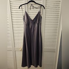 Vintage Laundry By Shelli Segal Y2k Midi Graybeaded Formal Silk Dress Sz10 Euc Never Worn Still Have Original Tags. Need To Clean Out My Closet 90s Grunge Slip Dress, 90s Beaded Dress, Grunge Slip Dress, Formal Silk Dress, Shifting Closet, Silk Formal Dress, Xmas Wishlist, Vintage Slip Dress, Low Back Dresses