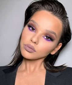 Extreme Make-up, Editorial Make-up, Purple Makeup, Beauty Make-up, Makijaż Smokey Eye, Purple Eyeshadow, Colorful Eye Makeup