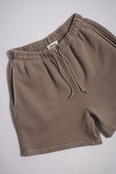 Shop Vintage brown CORE SWEATSHORT by Elwood online – Elwood Clothing Basic Relaxed Fit Shorts, Acid Wash Bottoms With Built-in Shorts, Solid Color Relaxed Fit Shorts With Comfort Waistband, Everyday Relaxed Fit Bottoms With Drawstring, Solid Relaxed Fit Shorts With Comfort Waistband, Relaxed Fit Drawstring Bottoms For Everyday, Solid Color Shorts With Comfort Waistband And Relaxed Fit, Relaxed Fit Shorts With Comfort Waistband, Summer Shorts With Relaxed Fit And Straight Hem