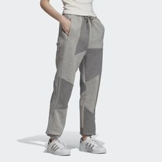 Adidas Originals Women's Danille Cathari Grey Comfy Sweat Pants Small Fn2768 Black And White Sweatpants, Expensive Stuff, Blue Tracksuit, Comfy Sweats, Adidas Three Stripes, Adidas Classic, Casual Bottoms, Adidas Sweatpants, Adidas Track Pants