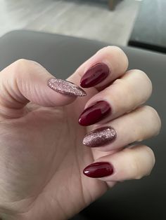 Maroon Nail Art, Maroon Nail Designs, Maroon Nails, Red Nail Art, Hello Nails, Nail Art Wedding, Pedicure Nail Art, Nail Arts, Pedicure Nails