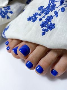 Electric Blue Pedicure, Cobalt Blue Pedicure, Blue Pedicure Ideas Summer, Blue Summer Pedicure, Blue Nails Feet Pedicures, Blue And White Pedicure, Dark Blue Pedicure, Light Blue Pedicure Toes, Blue Pedicure Ideas Toenails