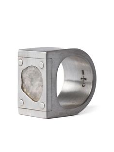 Find PARTS OF FOUR Plate Diamond Ring Single on Editorialist. silver-tone sterling silver/diamond brushed finish gem embellishment Granite Jewelry, Brutalist Ring, Industrial Ring, Cement Jewelry, Riveted Ring, Architectural Rings, Sculptural Ring, Metal Jewelry Making, Hollow Ring