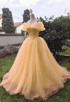 Yellow Tulle Long Prom Dresses Tulle Princess Dress, Belle Gown, Beauty And The Beast Costume, Dresses Yellow, Fest Outfits, Costume Ball, Prom Dresses Yellow, A Line Evening Dress, 파티 드레스