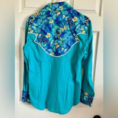 This Is A 100% Cotton Custom Professional Seamstress Made Ladies Western Shirt. 44 Bust, 39 Waist, 24 Inch Long Sleeves. The Yoke Detail Has Light Yellow Piping. The Yoke Is A Teal, Royal Blue, Golden Yellow And Green Butterfly Print With Rhinestones. Cuffs Are Matching Material With Three Snaps. Snap Front. Never Worn. Fitted Turquoise Long Sleeve Tops, Ladies Western Shirts, White Ruffle Shirt, Dark Blue Blouse, Teal Butterfly, Blue Striped Blouse, Eyelet Shirt, Wrap Top Blouse, Wrap Shorts