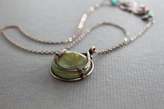 Elegant Green Copper Necklace, Green Copper Round Pendant Jewelry, Wire Jewelry Patterns, Metal Necklace, Necklace Green, Jasper Pendant, Copper Necklace, Circle Necklace, Copper Pendants