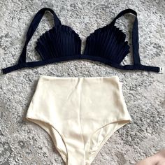 This Swimsuit Is So Chic! Top Is Navy And Shell Design. Top Fits A 32-36 Band. Not Adjustable. Top Has Removable Pads Top Is A Size Medium Bottoms Are A Cream/Ivory Bottoms Fit A Size Medium To Large Bottoms Are Reversible (Same Color) Bottoms Are High Waisted Bottoms Still Have Sanitary Protector Still In Tact Elegant Fitted Cream Swimwear, Chic Beige Lined Swimwear, Elegant Beige Swimwear For Poolside, Elegant Cream Swimwear For Spring, Cream Fitted Swimwear For Party, Fitted Cream Swimwear For Party, Chic Beige Swimwear For Poolside, Elegant Cream Swimwear For Summer, Fitted Beige Lined Swimwear