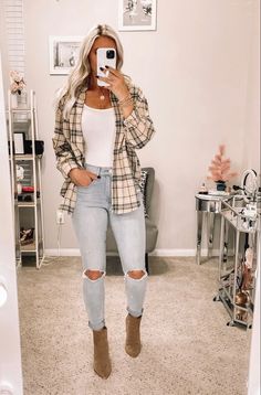 Flannel Outfits, Nashville Outfits, Winter Fashion Outfits Casual, Stylish Women Fashion, Trendy Fall Outfits, Outfit Inspo Fall, Fall Fashion Outfits