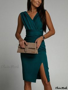 Olivia Mark - Sophisticated Long Formal Wear for Women, High Waist and Sleeveless Formal Wear Women, Classic Style Outfits, Crop Top Dress, Long Evening Gowns, Long Sleeve Short Dress, Daily Dress, Long Gown, Evening Dresses Long, A Line Skirt