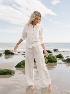 Relaxed yet elegant, our Long Sleeve Button Down is the perfect addition to your capsule wardrobe. Made from our unique blend of tencel and linen, our button down is naturally breathable and soft, perfect for year-round styling. Wear it tucked in to our Cozy Earth Coastal Comfort pant or untucked for a free-moving, lived-in silhouette. Women's Cozy Earth Coastal Comfort Long Sleeve Shirt Button Down in Sunkissed Gingham (Size: XX-Large) - Cozy Earth Relaxed Fit Blouse With Button Cuffs For Day Out, Summer Loungewear Blouse With Button Cuffs, Relaxed Fit Shirt With Buttons For Loungewear, Relaxed Fit Blouse With Buttoned Pockets For Daywear, White Button Closure Blouse For Loungewear, Relaxed Fit Shirt With Button Cuffs For Day Out, Comfort Pants, Silk Comforter, Free Move