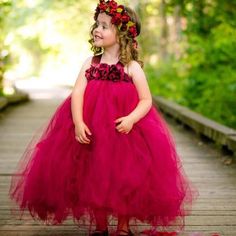 Vintage Tulle Dress, Burgundy Flower Girl Dress, Renew Vows, Wedding Parties Pictures, Flower Children, Dress For Party, Tulle Flower Girl, Tulle Flowers, Flower Girl Tutu