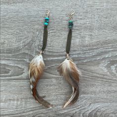 Ettika Chain And Turquoise Feather Earrings This Beautiful Earrings Are Elevated By Chain Detailing And Turquoise Beads Wear It Day And Night Elegant And Stunning The Perfect Statement Earrings Shine On! New Without Tags Bundle Items For An Automatic Discount, And To Save On Shipping! Turquoise Feather Earrings, Ettika Jewelry, Gold Chain Earrings, It Day, Shine On, Feather Earrings, Chain Earrings, Day And Night, Turquoise Beads