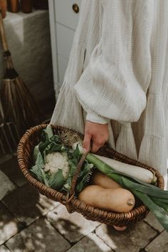 Dutch Fashion, Cottagecore Aesthetic, Kitchen Garden, On The Ground, Agra, Simple Living