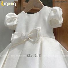 10% off now|Ivory Bubble Sleeved Flower Girl Dress With Butterfly Bow at GemGrace. Click to learn our pro custom-made service for wedding dress, formal dress. View Couture Flower Girl Dresses for more ideas. Stable shipping world-wide. Cream Short Sleeve Dress For Dress-up, White Short Sleeve Dress For Dress-up, White Short Sleeve Princess Dress For Dress-up, Elegant White Short Sleeve Princess Dress, White Short Sleeve Baptism Dress, White Short Sleeve Princess Dress For Summer, White Princess Dress With Short Sleeves For Summer, Solid Fitted Dress For First Communion, White Short Sleeve Dress-up Dress