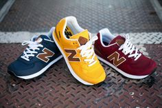 New Balance welcomes three new additions to its New Balance 574 "Backpack" collection. Available Backpack Collection, Zapatillas New Balance, New Balance Outfit, Sneaker Outfits, Sneaker Trend, Basket Style, Streetwear Mode, Tomboy Outfits