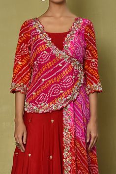 Buy Red Bandhej Print Gown For Women by Samyukta Singhania Online at Aza Fashions. Bandhani Dresses, White Kurtis, Gorgeous Lehengas, Bandhej Print, Gown Designs, Dupatta Style, Lehenga Dupatta, Diwali Outfits, Heavy Dresses