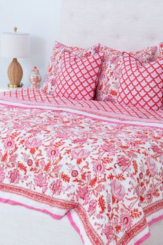 Roller Rabbit Red Amanda Quilt Preppy Bed, Rabbit Bedding, Red Decorative Pillows, Dorm Room Inspo, Room Bedding, Dorm Inspo, Roller Rabbit, Bedding Decor, Preppy Room Decor