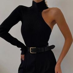 (1) Macacão elegante com nervuras - Fashionsarah.com Elegant Bodysuit, Bodycon Bodysuit, Solid Color Jumpsuits, Turtleneck Bodysuit, Backless Jumpsuit, Knit Bodysuit, Black Turtleneck, One Shoulder Tops, Rave Outfits