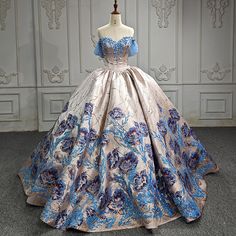 Timeless Beauty: Vintage Flower Ball Gown Sweetheart Quinceañera Dresses Flower Ball Gown, Quinceañera Dresses, Governors Ball, Flower Embellishments, Evening Dresses For Weddings, Flower Ball, Check Dress, Beauty Collection, Quinceanera Dresses