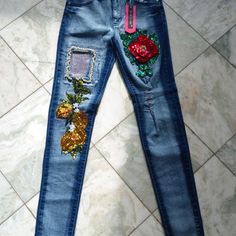 Gorgeous Limited Edition Jeans Have A Large Red Sequined Rose On The Left Leg Followed By Shimmery Threads...The Right Features Pearls And Sequins In Yellow And Green. Waist 28 Hips 34 Length 40 New By Blue Topic Casual Embellished Jeans For Party, Casual Embellished Party Jeans, Jean Painting, Hand Painted Jeans, Denim Clothes, Irregular Choice Shoes, Diy Denim, Upcycle Clothes Diy, Fashion Crafts