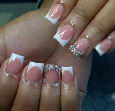 Cute Short Acrylic Nails Black Women, One Nail Rhinestone Design, Short French Bling Nails, Back French Tip Nails, French Tip Nails Sliver, Blinged Short Nails, Short French With Rhinestone, Short Nails Acrylic With Rhinestones, Nails Design With Rhinestones Short