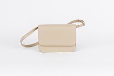 Voort Studio1093 Everyday Natural Satchel With Detachable Strap, Modern Cream Bag For Gift, Classic Beige Satchel As Gift, Chic Beige Satchel As Gift, Chic Beige Satchel For Gift, Minimalist Beige Crossbody Satchel, Modern Rectangular Neutral Shoulder Bag, Modern Neutral Rectangular Shoulder Bag, Versatile Rectangular Natural Satchel