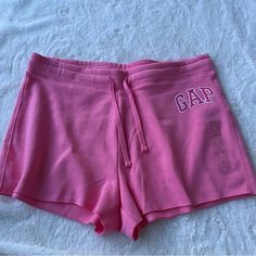 Great Brand New With Tags Gap Jersey Shorts.. Great Warm Up Shorts, Comfy W/Roll Over Waistband .. These Are A Size L , No Stains Or Signs Of Wear! Bundle For Discounts!! Offers Always Appreciated! Smoke Free Environment! Gap Pink Cotton Bottoms, Sporty Gap Shorts For Spring, Trendy Cotton Bottoms By Gap, Trendy Cotton Gap Bottoms, Sporty Summer Bottoms From Gap, Gap Cotton Pajama Shorts Casual Style, Gap Cotton Casual Pajama Shorts, Gap Casual Cotton Pajama Shorts, Casual Cotton Pajama Shorts By Gap