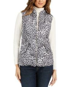 MSRP $70 Charter Club Animal-Print Quilted Vest White Size Medium Please note all of our inventory is sourced from department stores and similar retailers and is a store overstock or customer returned item.  Items are listed as "Like New" or "Used" to preserve the integrity of "Brand New" listings.  Most items are still brand new with the tags still attached or in otherwise unused condition! After inspection any known condition notes will be placed in the item title or in notes "About this item" Animal Print Quilt, Animal Print Vests, Puffer Style, Animal Print Design, Fashion Me, Plus Size Designers, Big Clothes, Vest White, Quilted Vest