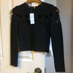 Nwt, With Sexy Design. This Is Close To A Crop Top. If You Have A Big Bust, This Won’t Reach Down To Your Belly Button. Big Bust, Belly Button, Crop Top, Womens Tops, Crop Tops, Women Shopping, Black, Color, Design