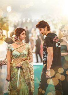 Sarkaru Vaari Paata, Mahesh Babu Wallpapers, Crying Photography, Dj Remix Songs, Keerthy Suresh, Alone In The Dark, Mahesh Babu, Nature Wallpapers, Dj Remix