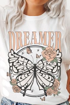 Dreamer Vintage Oversized Graphic Tee is printed on the popular Comfort Colors 1717 Relaxed Oversized T Shirt. Lightweight and super soft, this shirt is a comfortable fit for effortless style. For a more oversized fit, Honey Tee recommends sizing up one size. For more accurate measurements, visit the Comfort Colors website. T Shirt Design Ladies, Graphic Tee Design Ideas Women, Trendy Tshirts Graphic Tees Design, Colors Website, Ladies T Shirt Design, Printed Tee Women, Oversize Sleeves, Oversized Graphic Tee, Butterfly Graphic