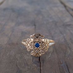 Gold victorian Sapphire antique rings - Filigree - Vintage ring - Medieval Ring -Renaissance - fanta Medieval Ring, Sapphire Antique Ring, Yellow Gold Diamond Engagement Ring, Medieval Rings, Antique Wedding Rings, Ring Ideas, Gold Ring Sets, Antique Engagement Rings, Silver Jewelry Rings