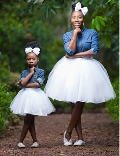 Mommy Daughter Photography, Mommy Daughter Photoshoot, Mommy Daughter Photos, Mother Daughter Photoshoot, Mommy And Me Photo Shoot, Daughter Photoshoot, Mom Daughter Outfits, Mother Daughter Photos, Mother Daughters