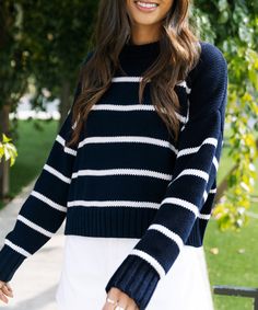 Chloe Crewneck Navy Stripe In 100% breathable cotton, it’s a classic silhouette in a casual cropped style—perfect for welcoming warmer weather. 100% cotton. Made in China. Slightly boxy fit that hits high on the hip. Jenni Kayne Chloe Crewneck, Navy Striped Sweater Outfit, Navy Striped Top Outfit, Striped Top Outfit, Travel Capsule Wardrobe Summer, Striped Sweater Outfit, Striped Knitted Sweater, Jenni Kayne, Merino Wool Sweater