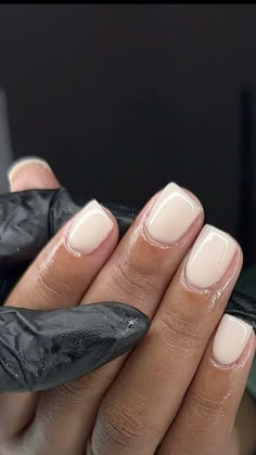 🖤 Gel Mani Natural Nails, Regular Manicure Ideas, Natural Russian Manicure, Gel Nails Natural Nail Short, Short Natural Acrylics, Shellac Nails Ideas, Medical Nails, Manicure And Pedicure Ideas, Russian Manicure