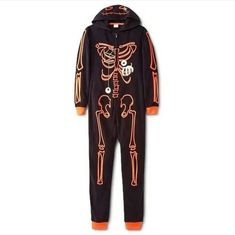 Your Child Will Love Sleeping Or Lounging In This Cool Skeleton Themed Pajama Sleeper Cosplay Kigurumi Costume, Complete With 'Eyeballs', Spiders And Spooky Skeleton Hands. Bright Orange Cuffs And Front Zipper. Made Of A Soft, Plush And Cozy Fleece Fabric. * Brand: Cat & Jack * Unisex * Size M 8-10 * Brand New With Tag Casual Halloween Onesie For Sleep, Black Long Sleeve Halloween Onesie, Long Sleeve Halloween Onesie For Loungewear, Casual Halloween Onesie For Loungewear, Casual Halloween Loungewear Onesie, Black Hooded Onesie For Loungewear, Hooded Skeleton, Skeleton Suit, Jack Skellington Pajamas