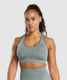 Lift Contour, The Baddest, Gym Clothes Women, Seamless Sports Bra, Gym Outfit, Grey And White, Scoop Neck, Sports Bra, Bra