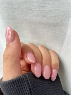 Small Pink Almond Nails, Pink Nails Ideas Almond, Pink Sheer Nails, Short Pink Almond Nails, Pink Almond Nails, Outfits Asian, Viral Aesthetic, Aesthetic Dream, Chanel Lipstick