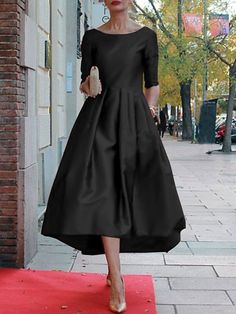 Sku CY-!173191 Material Polyester Style Loose , A-line , Three-quarter Sleeves Feature Pockets , Pleated , Split-joint , Solid Color Neckline Round-neck Occasion Urban , Leisure Fashion Seasons Spring , Summer , Autumn Type Midi Dresses Color RED,BLACK,YELLOW Size S,M,L,XL,2XL Please consult the size chart we provide for this item's measurements to help you decide which size to buy.Please note: There may be 1-3cm differ due to manual measurement. CMINCH Bust Shoulder Sleeve Length Hemline S 96 4 Little Black Dress Classy, Black Tie Gowns, Evening Midi Dress, Loose Midi Dress, Leisure Fashion, Half Sleeve Dresses, Evening Dresses Elegant, Green Midi Dress, Daily Dress