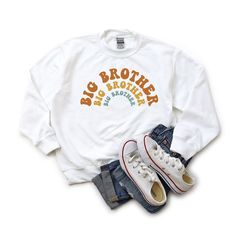 Looking for a cute sweatshirt for your kids? We have the perfect Big Brother Stacked Curved graphic sweatshirt addition to their closet! Also available in toddler sweatshirts. Plane Graphic, Jumpsuit And Cardigan, Italian Family, Valentine Sweatshirt, Cute Sweatshirts, White Sweatshirt, Big Brother, Quality Clothing, Clothing Items