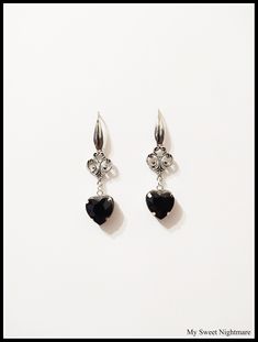 ◆ Earrings with black crystal in 316 steel The black heart measures only 0,472441 inches! The whole jewel is made of 316 stainless steel, commonly called surgical steel and it is the "purest" steel on the market, a very corrosion resistant metal completely hypoallergenic and does not darken over time. The earrings are 1.9685 inches long ♡ In my shop there are many handmade jewels for all tastes, come and look at them you are welcome! ♡ ❤ Do you need a custom order? ❤ You can enter a free note to Gothic Heart, Jewelry Victorian, Crystal Heart Earrings, Jewelry Gothic, Jewelry Delicate, Gothic Victorian, Handmade Jewel, Delicate Jewelry, Victorian Jewelry