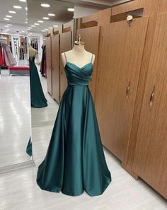 Our Email Address:lisamony@outlook.comHow to Order:How to choose color after purchaseStep 1: click on Simple Party Dress, Pleated Party Dress, Green Formal Dresses, Spaghetti Strap Prom Dress, Wedding Dresses With Straps, Evening Party Gowns, Prom Dress Inspiration, Pretty Prom Dresses, Grad Dresses