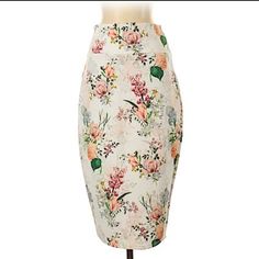 Nwt- Beautiful Elegant Knee Or Below The Knee Length Skirt. 29 Inches In Length. Elegant Floral Print Pencil Skirt For Spring, Knee-length Beige Pencil Skirt For Spring, Cream Pencil Skirt For Spring, Spring Cream Pencil Skirt, White Midi Pencil Skirt For Spring, White Floral Print Pencil Skirt, Brown Pencil Skirt, Houndstooth Pencil Skirt, Striped Skirt Pencil