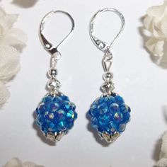 Sparkly Blue Pave Beaded Earrings Aurora Borealis Earring Set Pair Earring 4987 This Stunning Nwt Beaded Earring Set Was Handmade By Me - Wvluckygirl. Handcrafted With Blue Sparkly Acrylic Pave Beads With Ab (Aurora Borealis). Ab Means It Will Flash Other Colors In The Light. These Flash Blue, Pink, Green, Orange, Yellow, Purple, And Red. The Pair Has Silver Toned Costume Jewelry Beads. They Dangle & Drop From 925 Sterling Silver Lever Backs For Women's Pierced Ears. Measure 1 5/8 Inches Tall & Chip Bead Jewelry, Blue Statement Earrings, Spiral Jewelry, Pearl Earrings Handmade, Yellow Pearl Earrings, Teardrop Jewelry, Pearl Earring Set, Striped Earrings, Beaded Earring