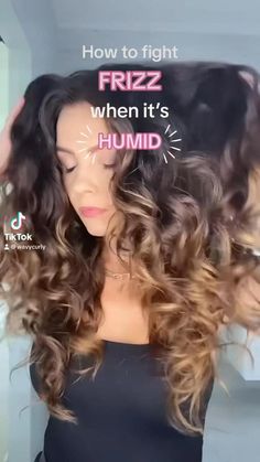 Curly Hair In Humidity Tips, Humidity Hair Tips, High Humidity Hairstyles, Humidity Hairstyles, Shape Curly Hair, Naturally Wavy Curly Hair, Hair Humidity, 3a Curls, Humidity Hair