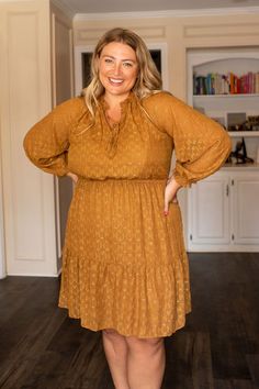 amazon fall mini dress plus size gold and sparkly Fall Plus Dresses, Plus Size Fall Wedding Guest Outfit, Flowy Fall Dresses, Plus Size Wedding Guest Outfit, Fall Mini Dress, Boho Dress Fall, Mini Dress Plus Size