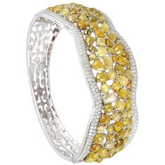 Check out this item from 1stdibs! 24.83 Carat Fancy Canary Diamond 18 Karat Gold Bangle Bracelet: https://www.1stdibs.com/id-j_13904812 Kelly Rutherford, Pave Bangle, Canary Diamond, Marquise Shape Diamond, Modern Bracelets, Yellow Gold Bangle, Enamel Bangle, Diamond Bangles Bracelet, Diamond Jewelry Designs